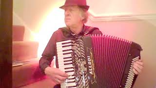 Video thumbnail for Romanian Fantasy dreamy tune on an Allodi accordion by Accordion Lovers