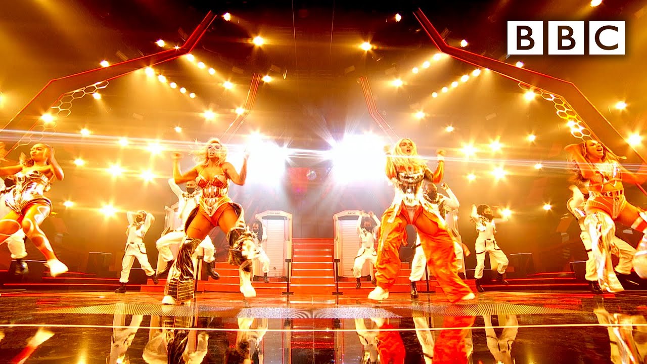 A @Little Mix mash up only dreams are made of 🙌  Little Mix The Search - BBC