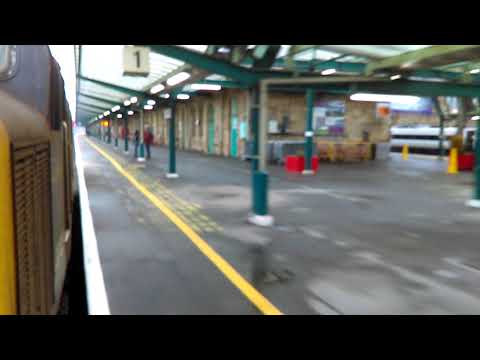 37425 "Concrete Bob/Sir Robert McAlpine" leaving Carlisle 27/12/18