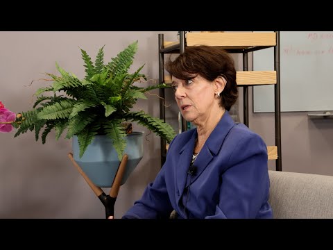 NIAMS: Dr. Serrate-Sztein Retires — Advice for Researchers