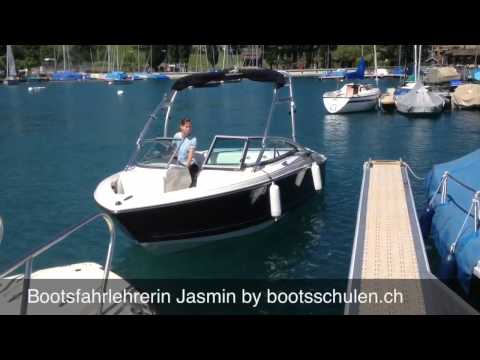 Anlegen Backbord mit Bootsfahrlehrerin Jasmin