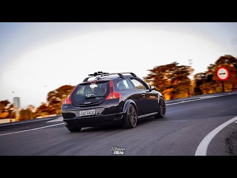 ALEXANDRE VAZ SLAMMED VOLVO C30 | STANCEBLOW