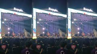 Download lagu LastChild - Mungkinkah (Stinky Cover), Tak Pernah Ternilai, Diary Depresiku Live @PopPunkFest PRPP mp3 Download lagu LastChild - Mungkinkah (Stinky Cover), Tak Pernah Ternilai, Diary Depresiku Live @PopPunkFest PRPP mp3
