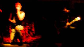 &quot;Crutch&quot; - Shallow Side LIVE