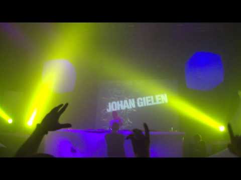 Johan Gielen plays Silence (Airscape Remix)