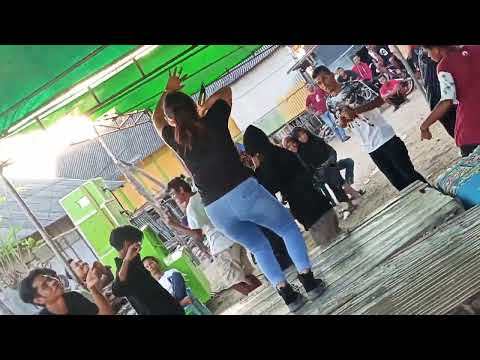 ta nente aba ojek cover vikha to'i - Anissa musik