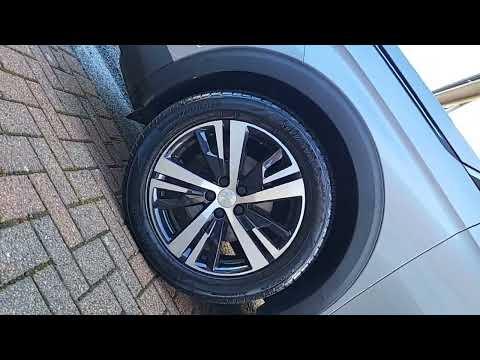 Peugeot 5008 1.2  ALLURE 130bhp - Image 2