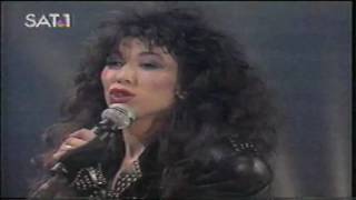 Jeniffer Rush -  Heart over mind