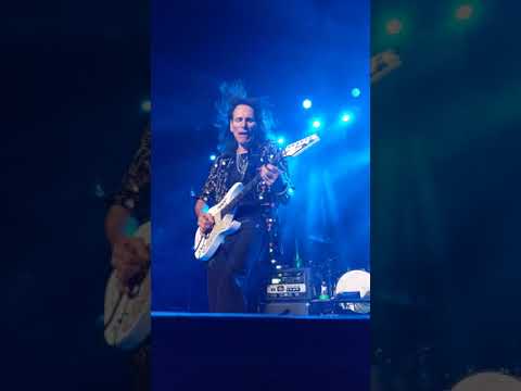 Steve Vai - 11-17 - Tulsa - Up-close Spectacular Guitar Performance