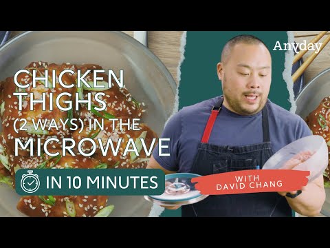 Celebrity Chef David Chang Cooks Chicken in the MICROWAVE!