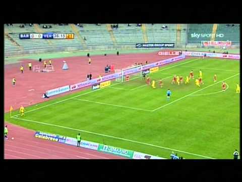 Bari 0-1 Hellas Verona 7-11-2011 Highlights & Goals HD
