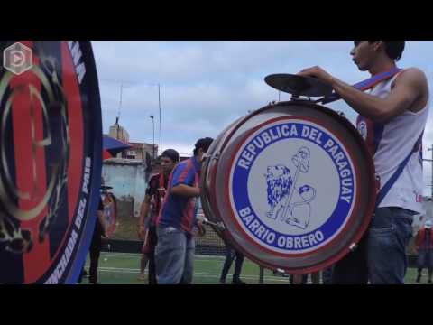 "Ciclón de Barrio Obrero (La Murga del Ciclón) | Delirio Popular 2017" Barra: La Plaza y Comando • Club: Cerro Porteño