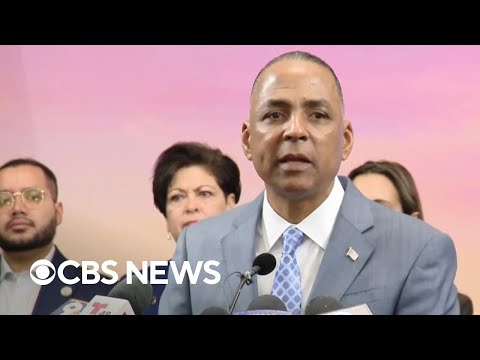 El Paso mayor blasts FAA for what he calls "unnecessary" airspace closure