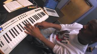 The Making of Fabolous&#39; &quot;Gone For The Winter&quot; Beat by DJ RellyRell