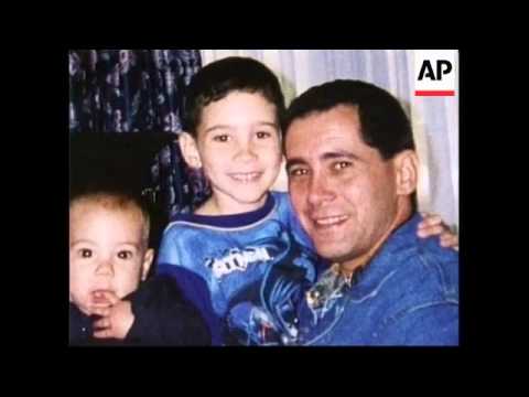 USA: CUBAN BOY SEIZURE: ELIAN & FATHER