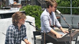 Hanson - Get The Girl Back - Live from the Baeblemusic Roof. || Baeble Music