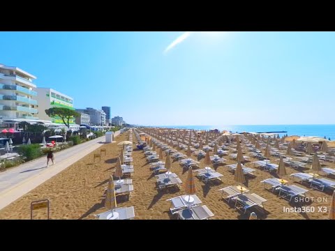 Best things to do in Jesolo Beach Italy I Night Life in Lido di Jesolo