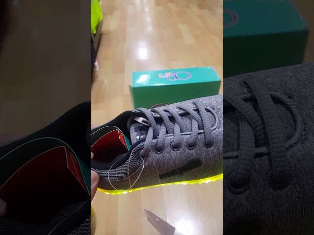 Vídeo relacionado con Zapatillas Deportivas con Dos Ruedas y Luces LED. Recargables, 16 Efectos de Luces. Rueda Trasera automática. Blanco/Lila. Talla 32