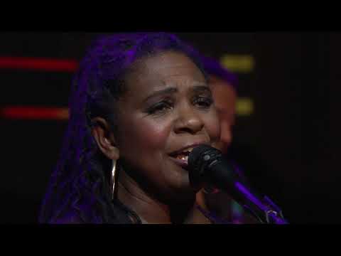 Ruthie Foster on Austin City Limits "Feels Like Freedom"