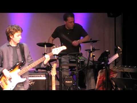 Chorus Percus avec mon Atelier Musiques Actuelles sur Rejection de Martin SOLVEIG