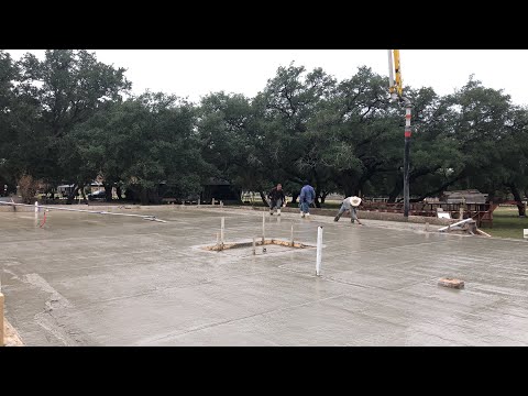 Pouring Leroy’s foundation - Live