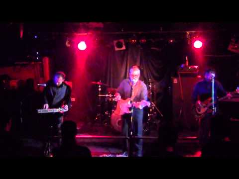 Illegal Operation live για τους απολυμένους των Metropolis