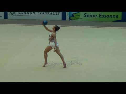 Milena MILACIC (SRB) ball - 2015 Corbeil senior AA