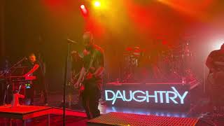 Daughtry - No Surprise - Live