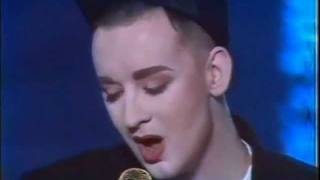 Boy George - To Be Reborn (live)