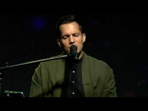 Armin Muzaferija - Putujem