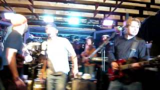 Kenny Chesney &amp; Wailers &quot;Everybody Wants to Go to Heaven&quot;