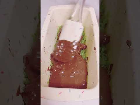 WhatsApp: ハロウィンの偽コンテストが出回っている – チョコレートメーカーが警告