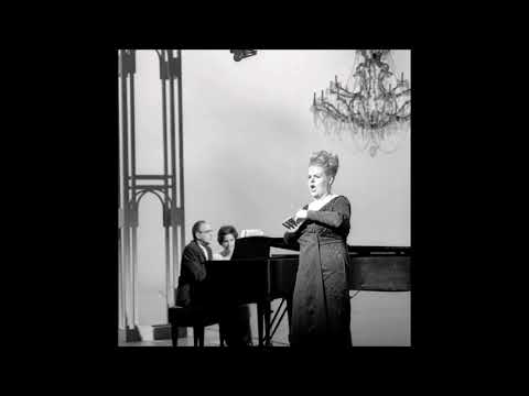 A Maureen Forrester Recital (Toronto, 1982)