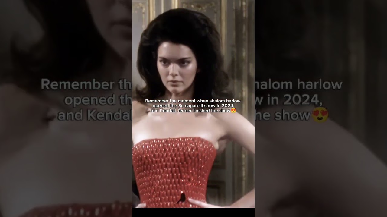 shalom harlow and Kendall Jenner in same show #bts #fashion #catwalktour#model#runway #kendalljenner