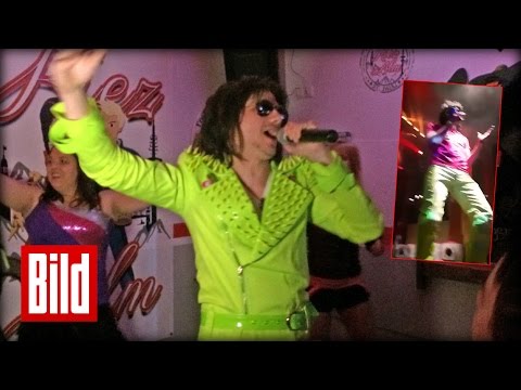 Goodbye Deutschland! Die Auswanderer: Schlager-Sänger Willi Wedel fällt von Bühne (Mallorca)