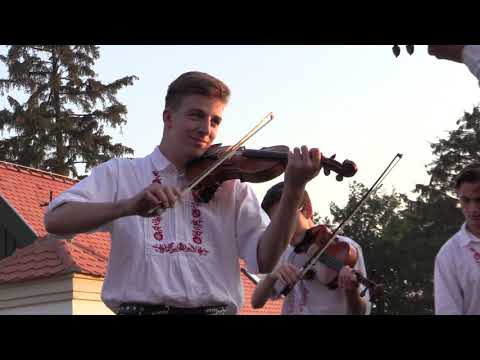 UHERSKÉ HRADIŠTĚ-(ne)SLAVNOSTI VÍNA ve Sklepích Mařatice (5.)