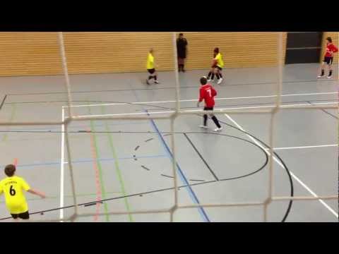 Dodo packt den Hammer aus