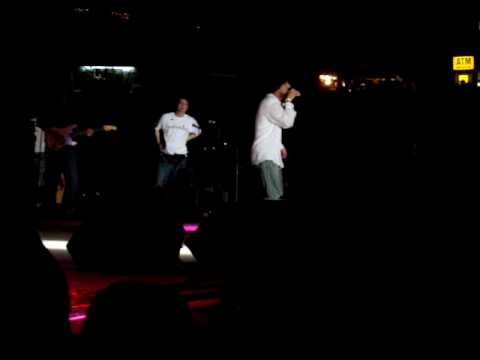 Gentleman and The Far East Band