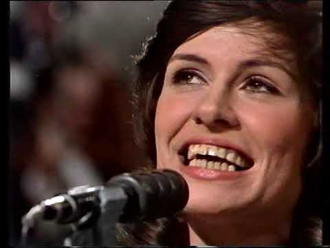 Mary Roos - Nur die Liebe läßt uns leben (Germany Eurovision Preview 1972)