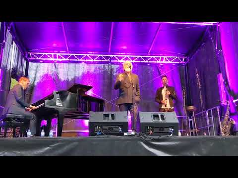 Friedrich Liechtenstein-Trio: 1.000 Liter tanken (live)