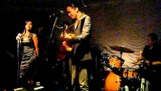 Nicole & Carlo covers Centerpiece [LDans 020411] 039.AVI