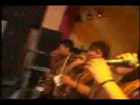 ★ † ☆ La Nueva Estrella ☆ † ★(( veneno de tu amor ))