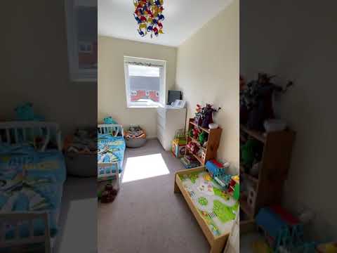 Three bed house longhedge