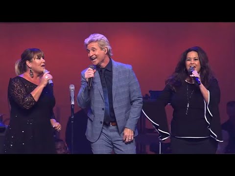 Reggie & Ladye Love Smith (24 Hours A Day) ft Kim Hopper