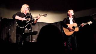 Reg Meuross & Phil Beer "It's me or Elvis"