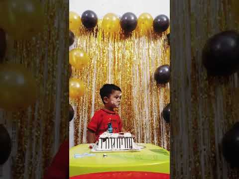 Papa ka birthday pe mera cake smash|| Party hard|| full masti