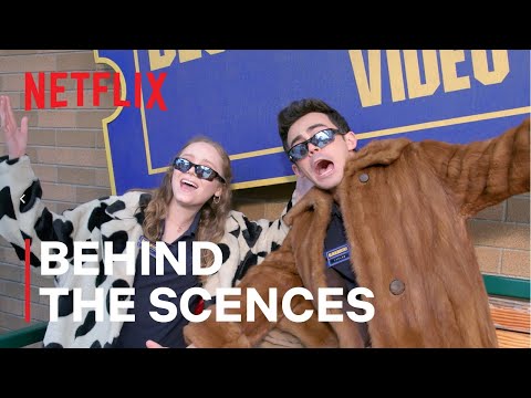 afbeelding The Cast of Blockbuster Give You a Set Tour