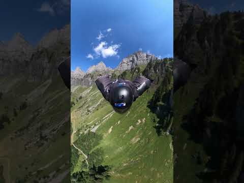 Grinding the Crack in VR 360 overcapture 😉 #wingsuit #flying #basejump #extreme #adventure