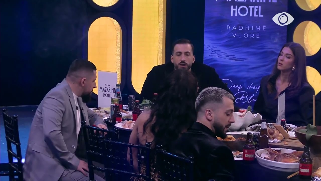 “Gjyshi im i thoshte dashnore”/ Egli diskuton me banorët: Edhe sikur unë ja kam thënë…