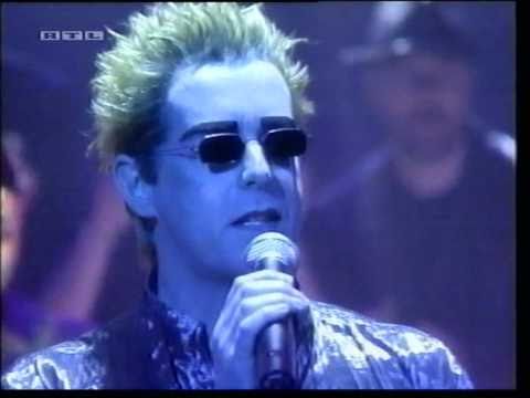 Video thumbnail for I Don’t Know What You Want But I Can’t Give It Anymore [Top of the Pops - 1999/07/30]